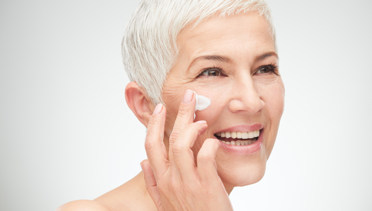 Bebrejde kontakt Permanent Sådan skal du pleje moden hud - Seniorviden - Nyttig viden for seniorer